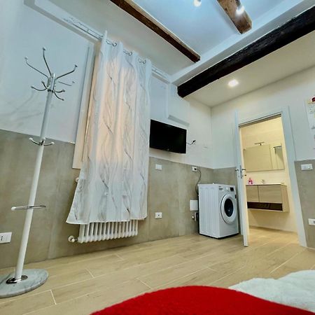 50 Tourist House Bologna - Pratello - Self Check-In Apartman Kültér fotó