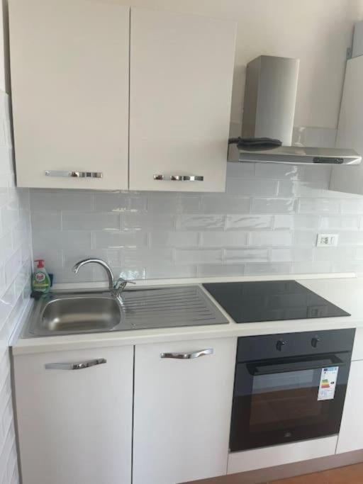 50 Tourist House Bologna - Pratello - Self Check-In Apartman Kültér fotó