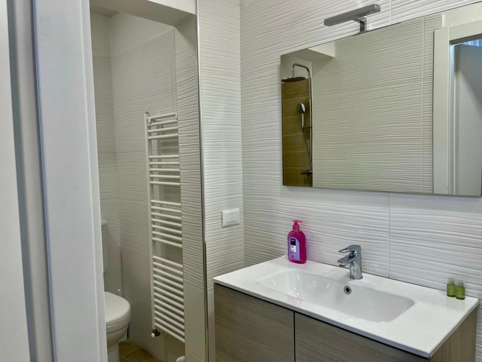 50 Tourist House Bologna - Pratello - Self Check-In Apartman Kültér fotó